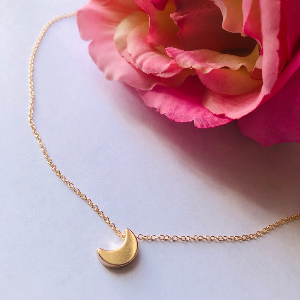 Gold Dainty Trendy Small Crescent Moon Necklace